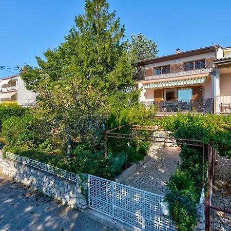 Pope Apartman *